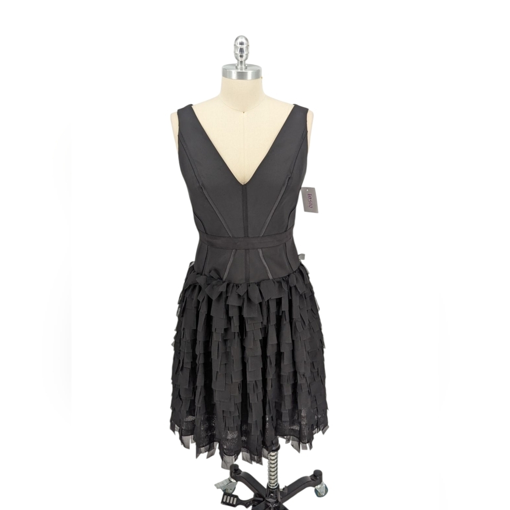 01569 Aidan Mattox Ruffle Dress Black size 8 punk goth evening cocktail party